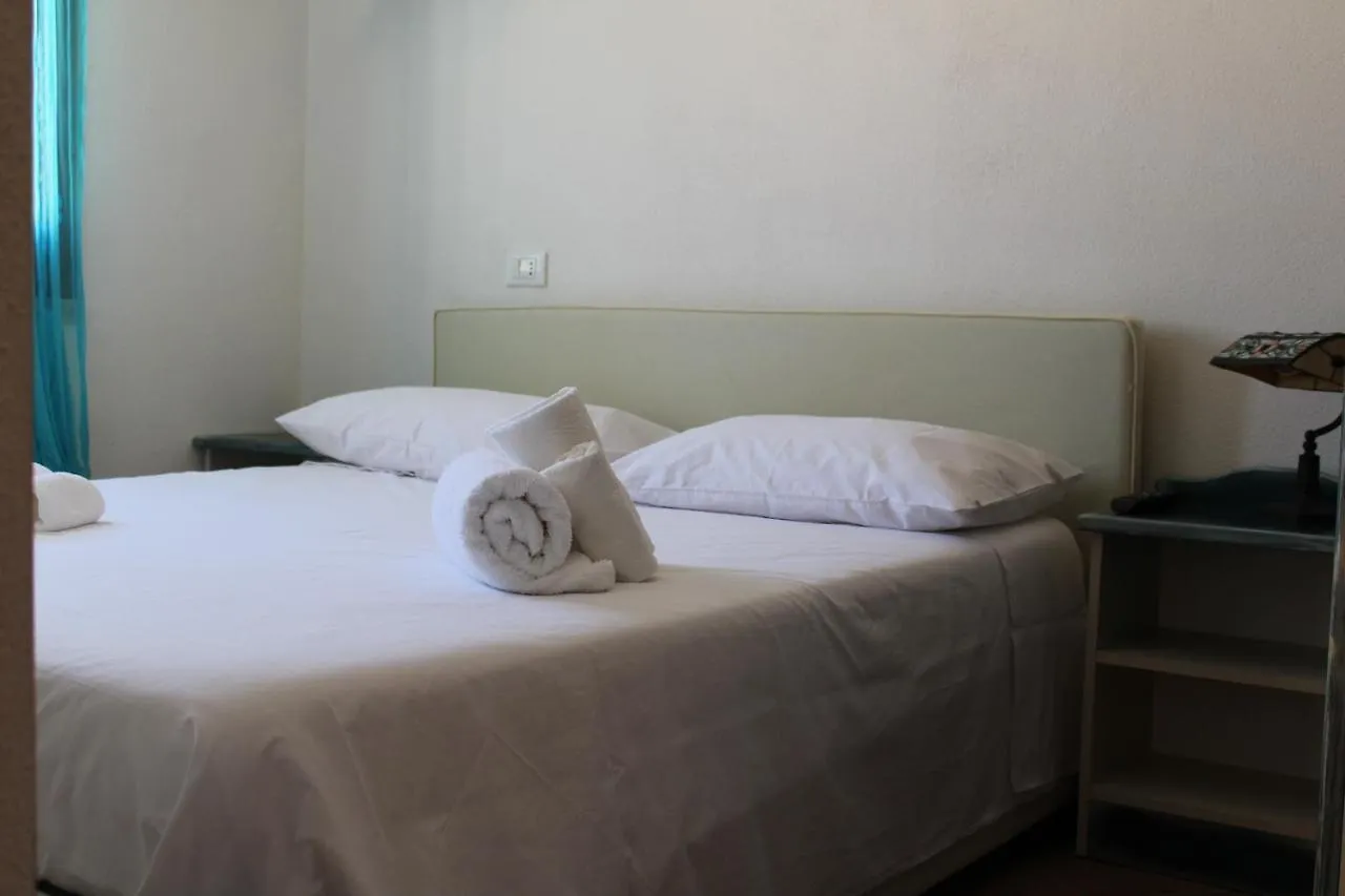 Charming Flat In Santa Teresa Gallura Apartamento